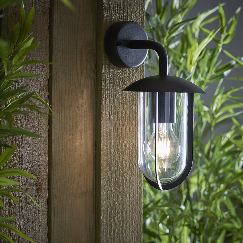 Classic Outdoor Lamp Black IP44