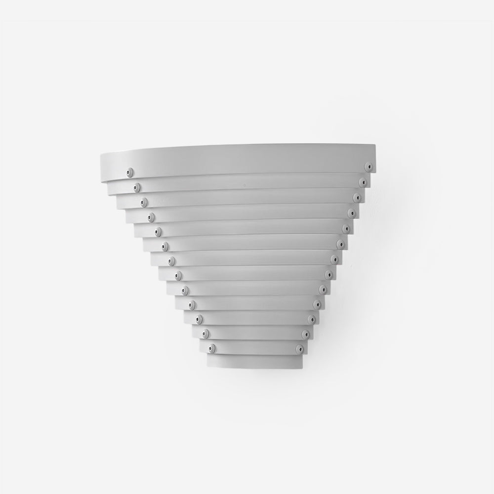 Renalaine Wall Light