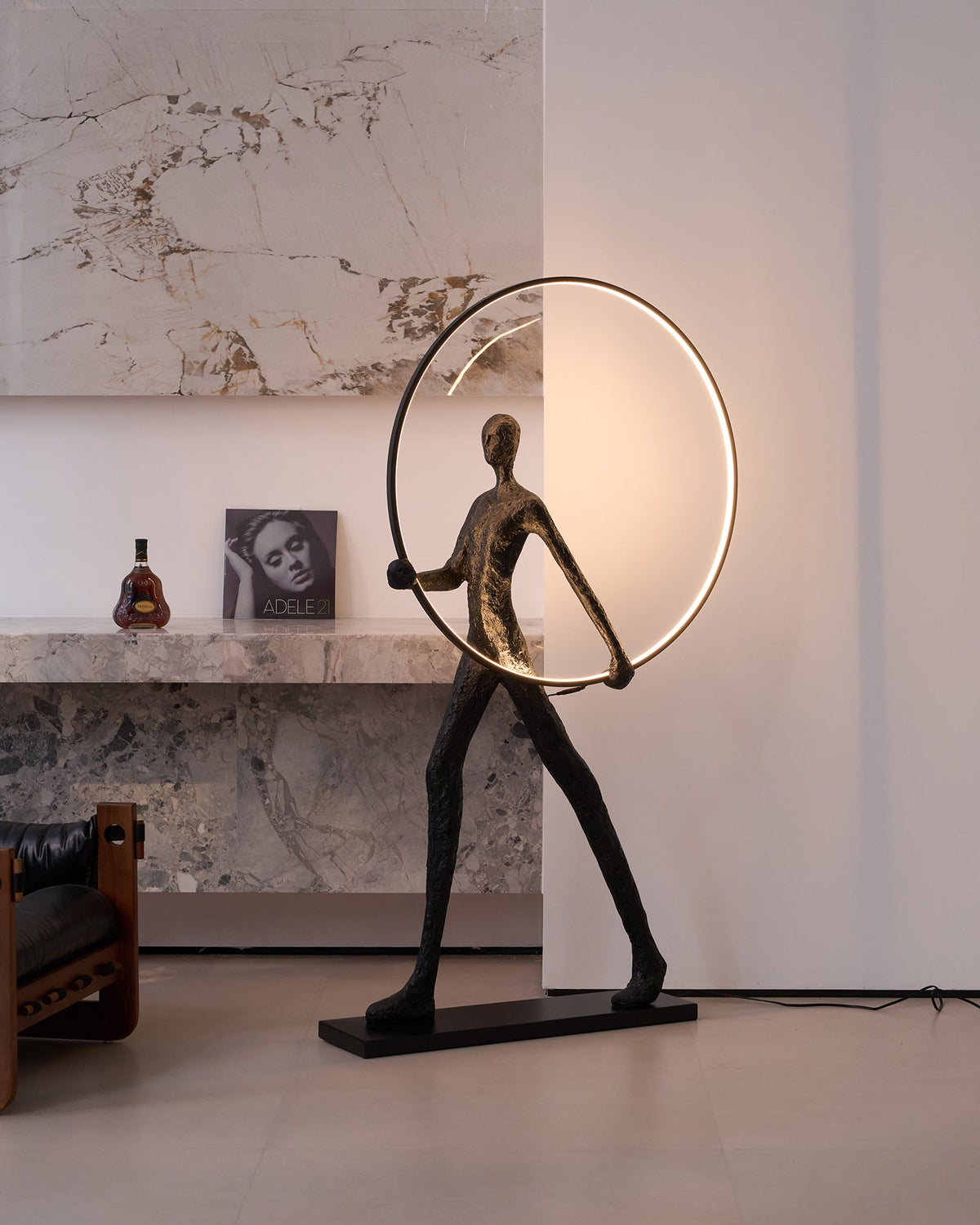 Cirielia Floor Lamp