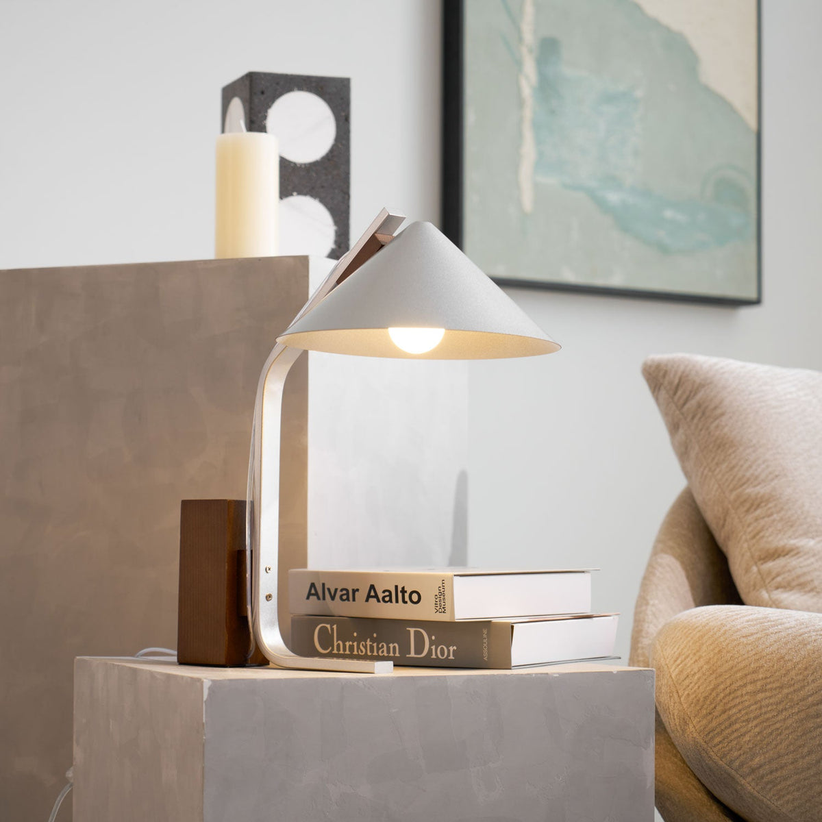 Arclune Desk Lamp