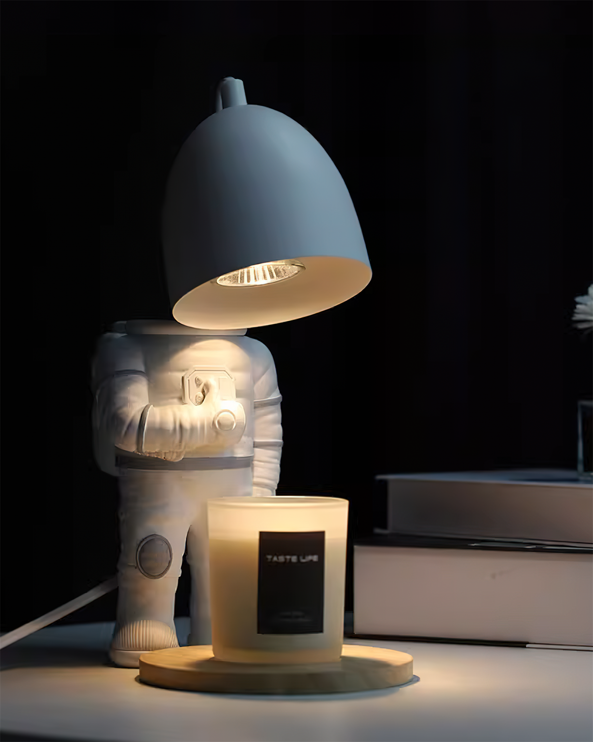 Viraivise Table Lamp