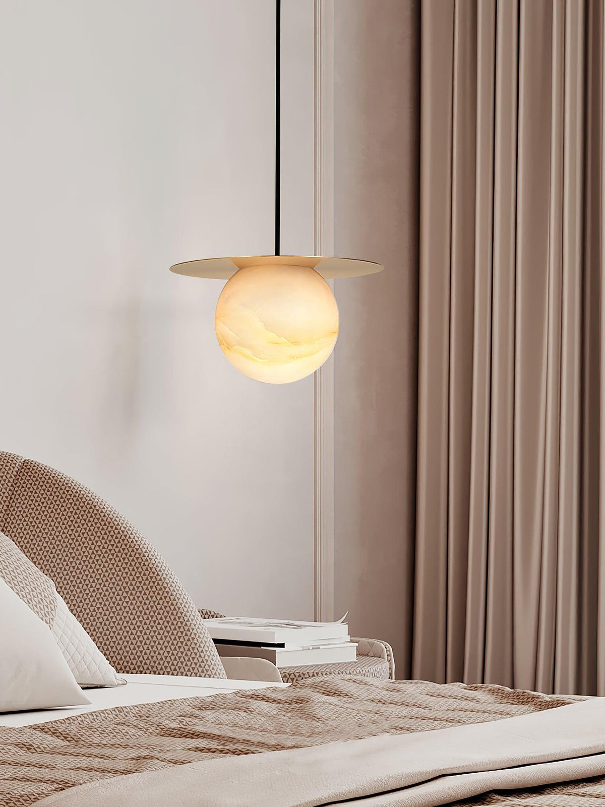 Nyvelyra Sphere Alabaster Pendant Light