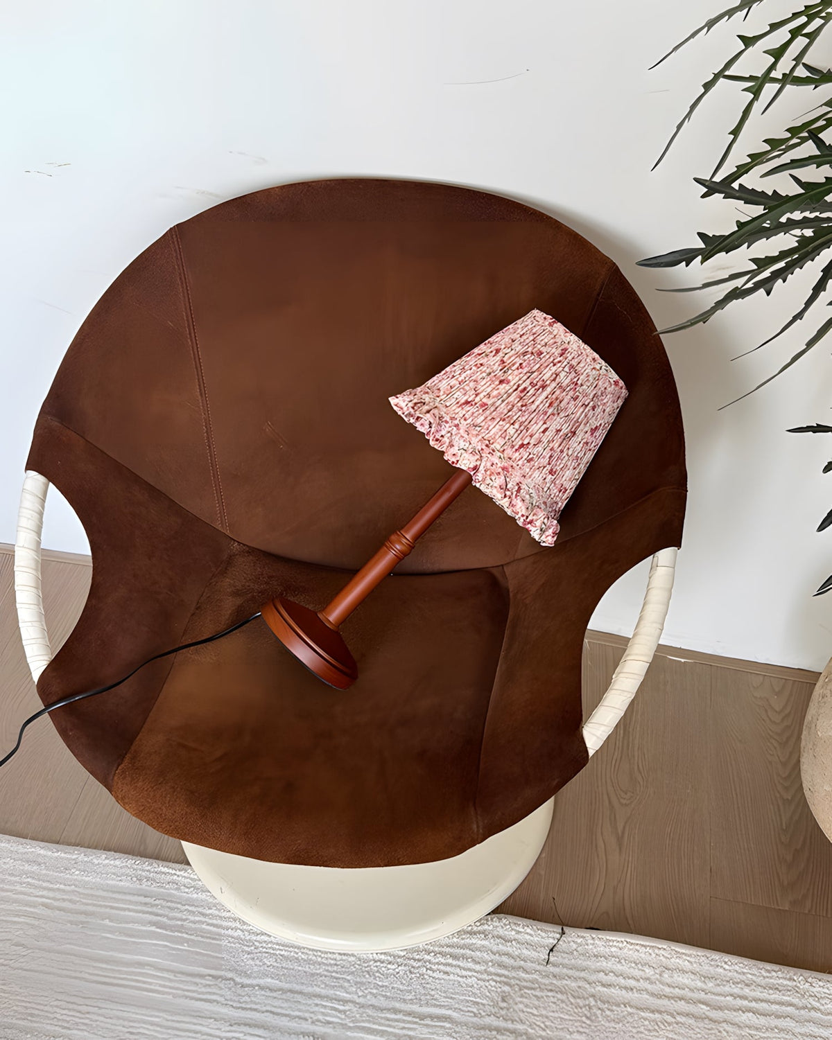 Viraenia Table Lamp