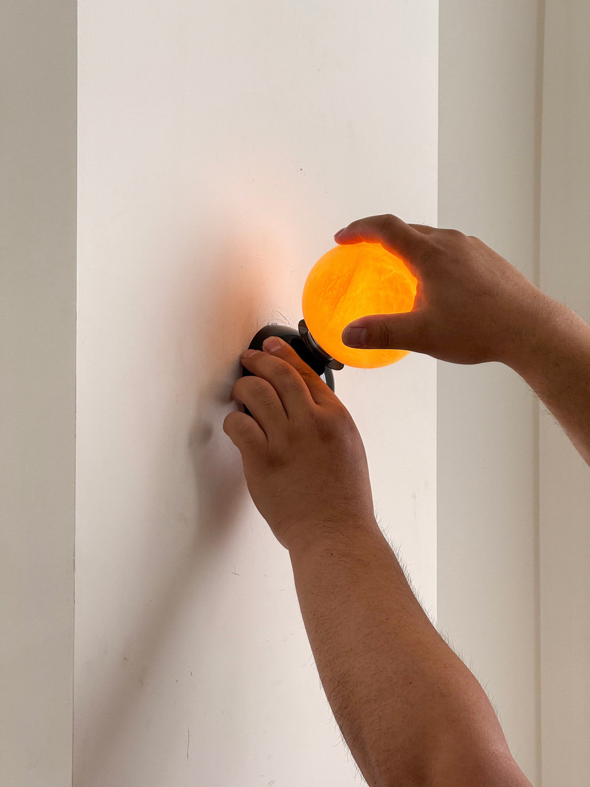 Arca Eclipse Mrable Wall Lamp