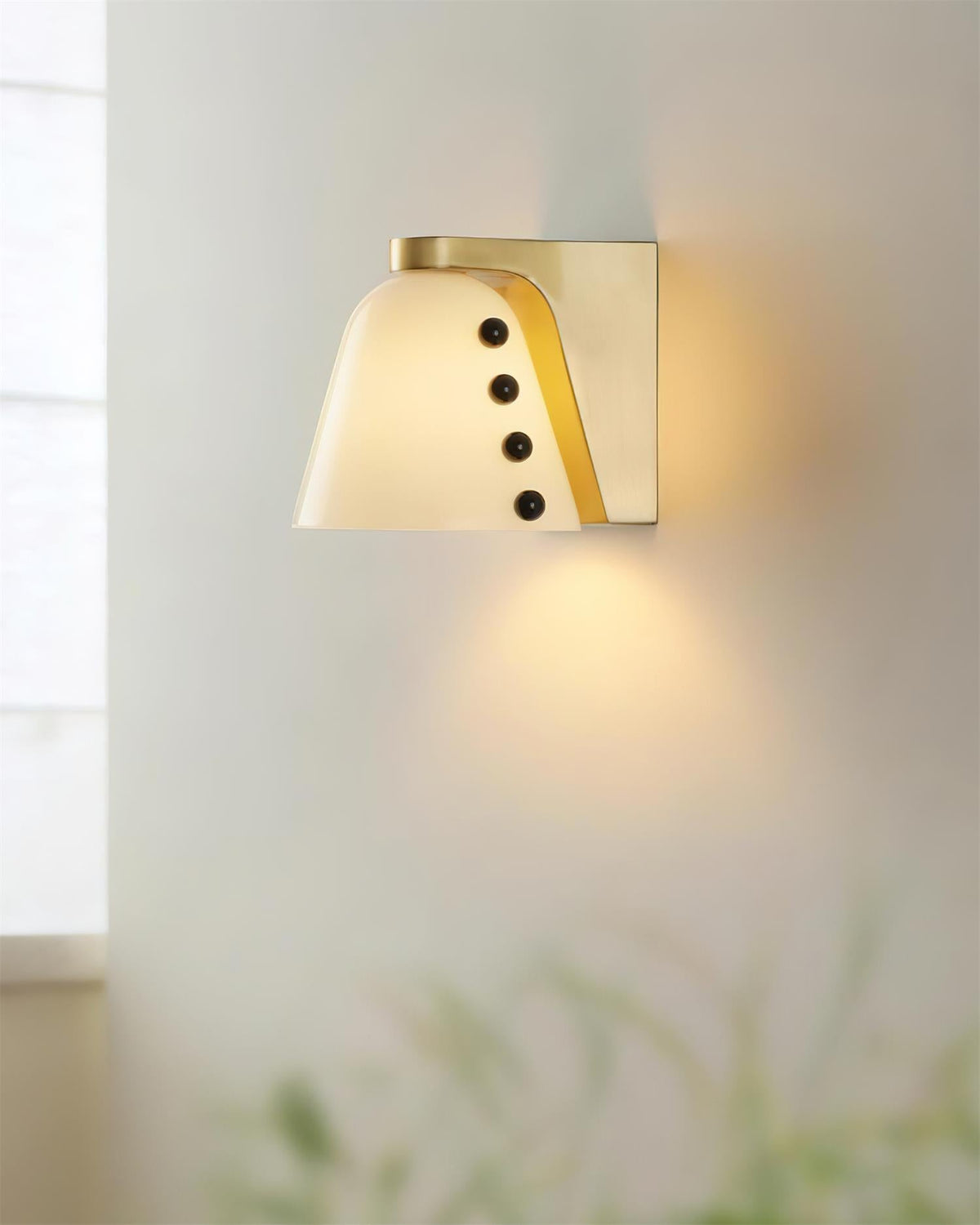 Cirarielle Wall Light