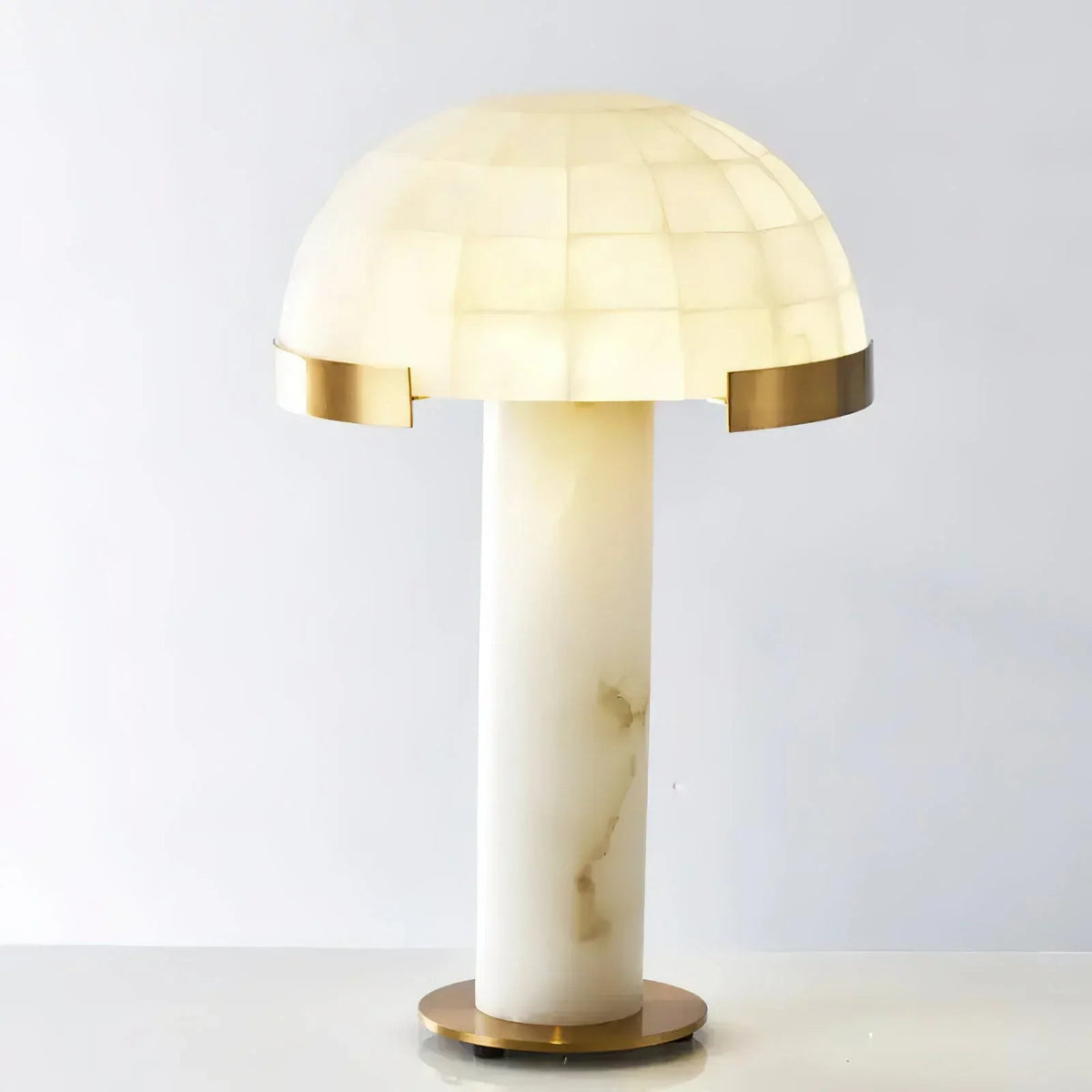 Shell Teardrops Table Lamp