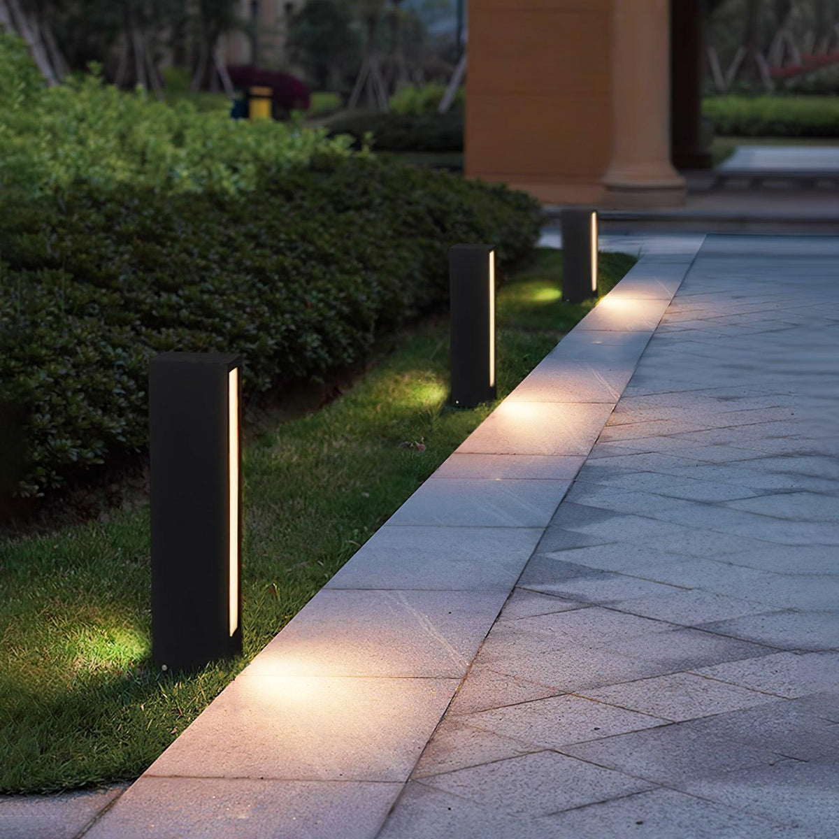 Modern Faro Outdoor Post Lamp