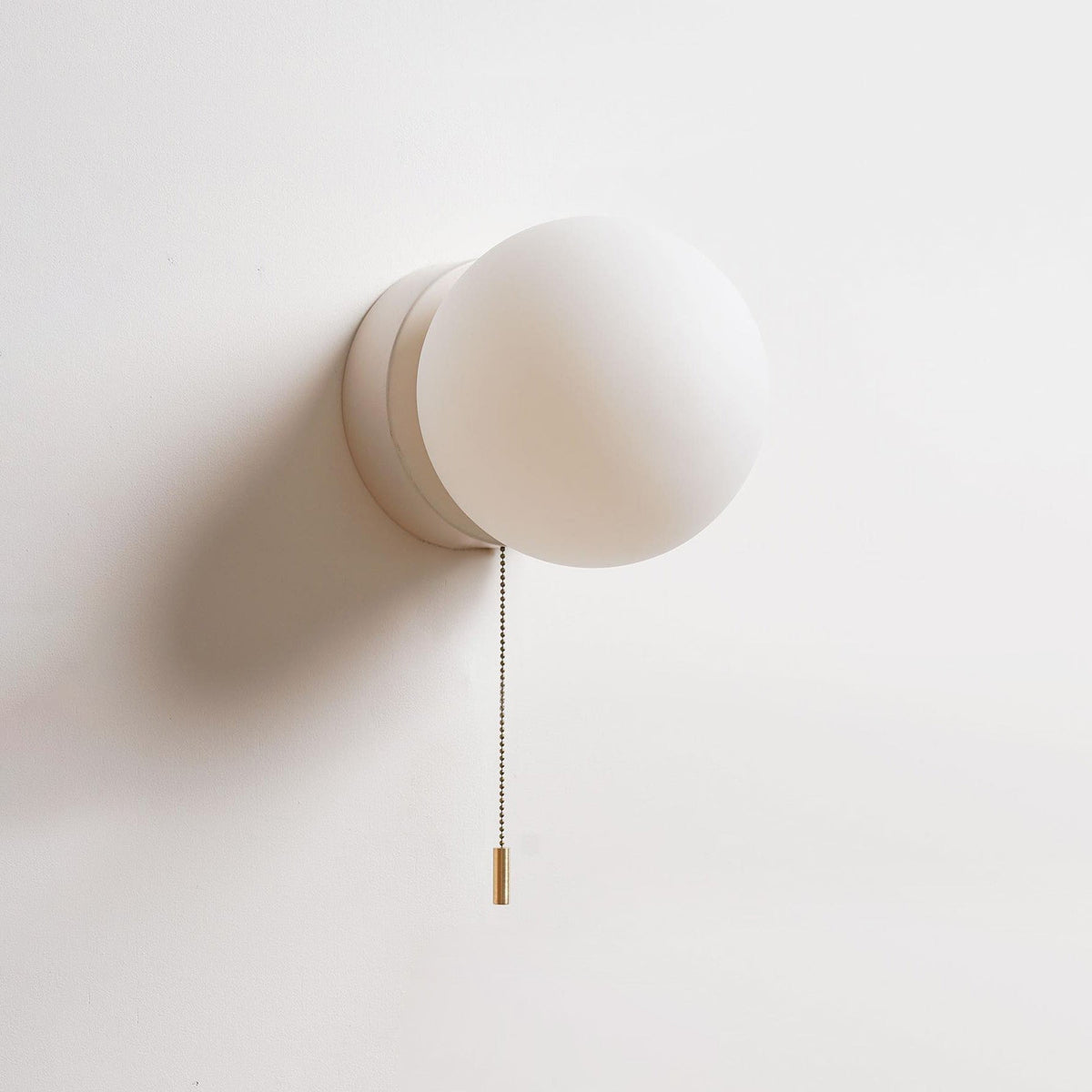 Aurlirira Glass Wall Lamp