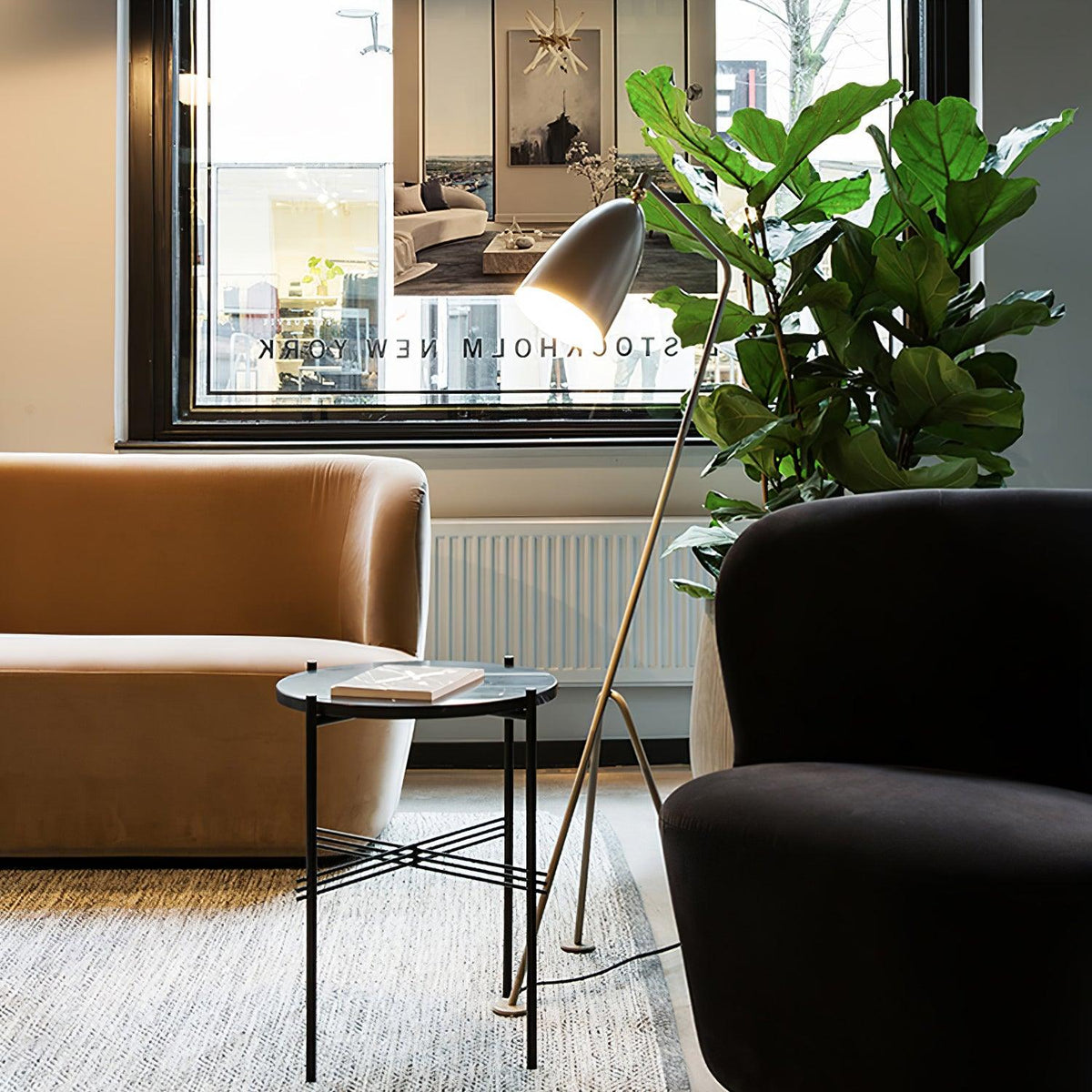 Lean Floor Lamp
