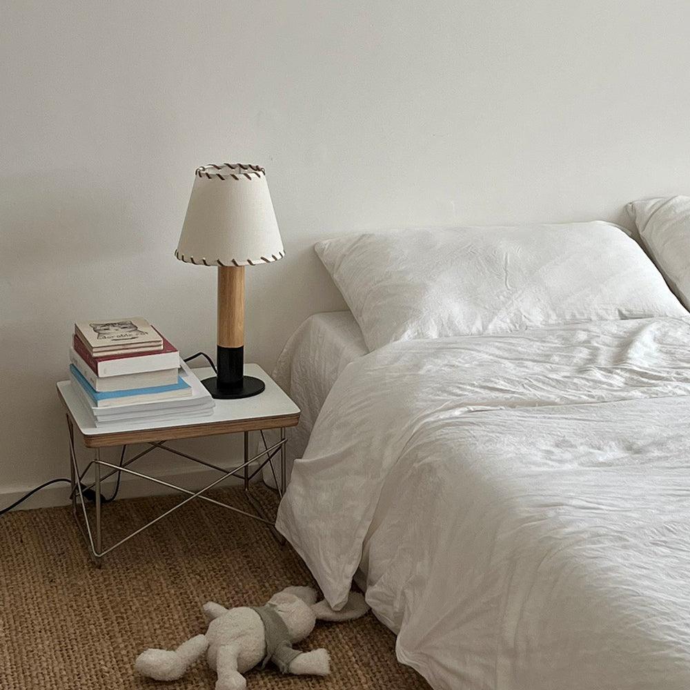 Virainina Table Lamp