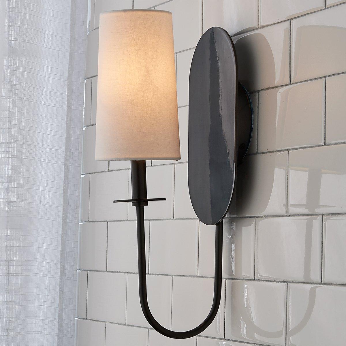Voloraris Elegance Brass Fabric Wall Lamp
