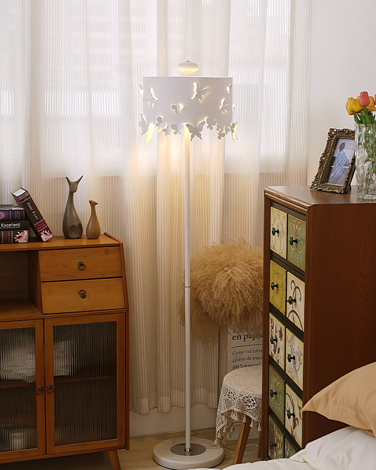Soreelia Floor Lamp