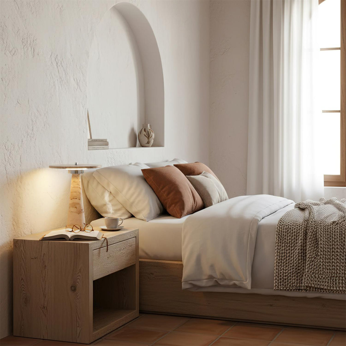 Noroine Table Lamp