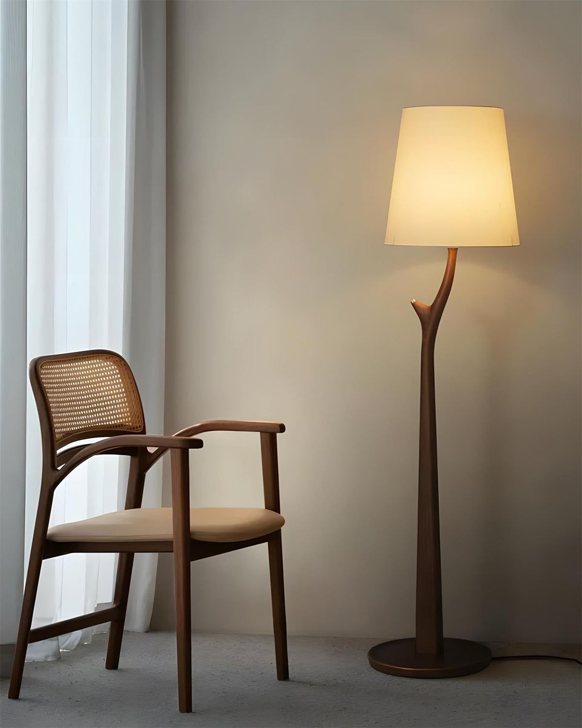 Norinia Floor Lamp