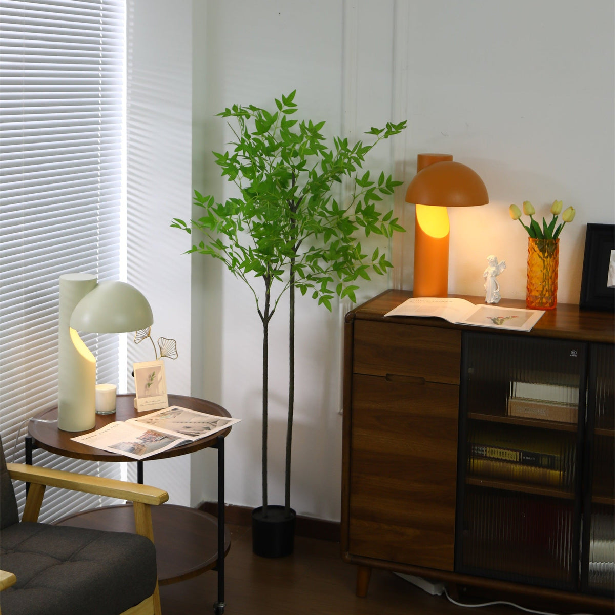 Arcora Minimalist Table Lamp