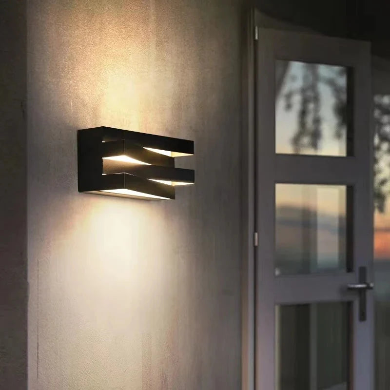 Momo Led Wall Lamp