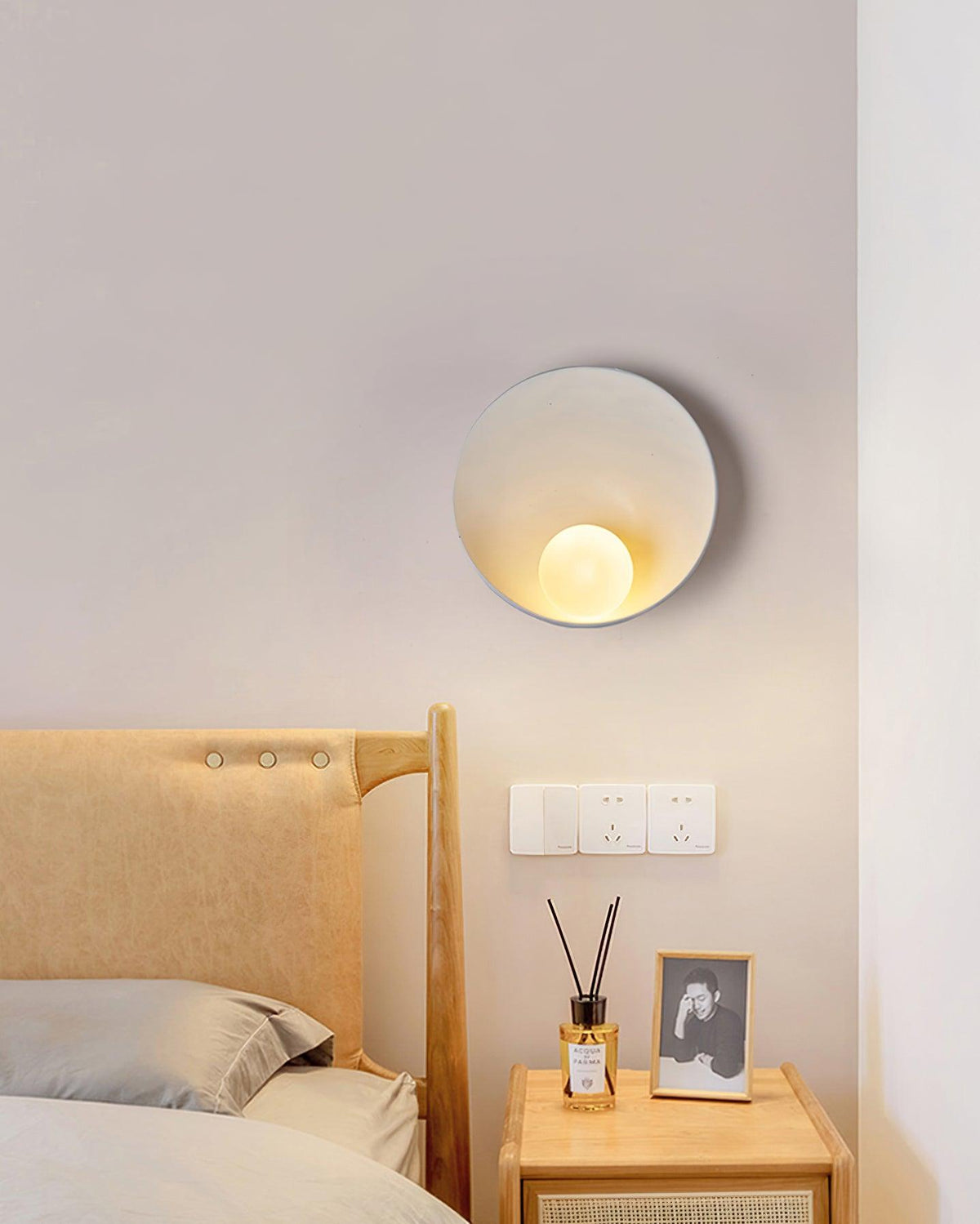 Auria Wall Light