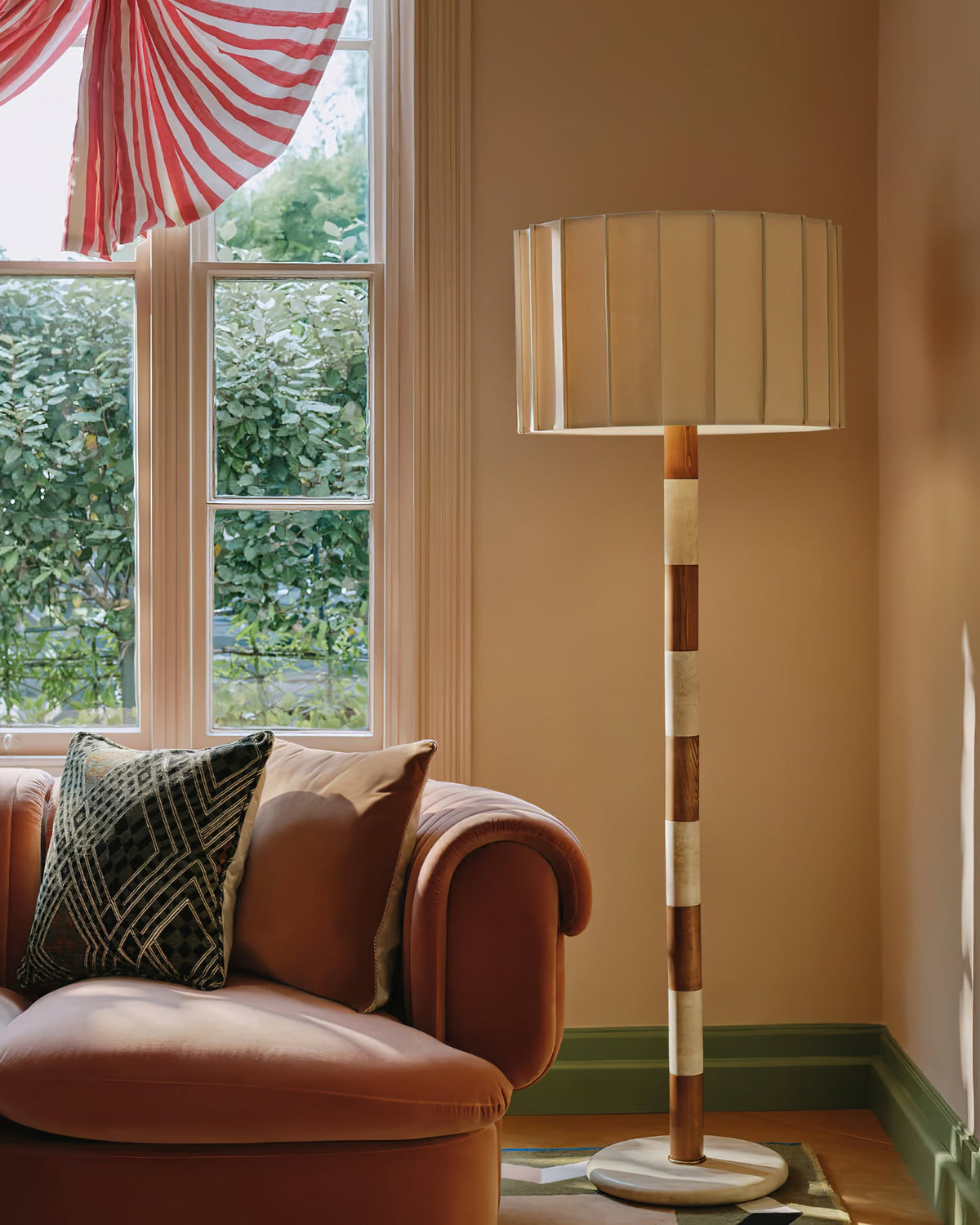 Miruielle Floor Lamp