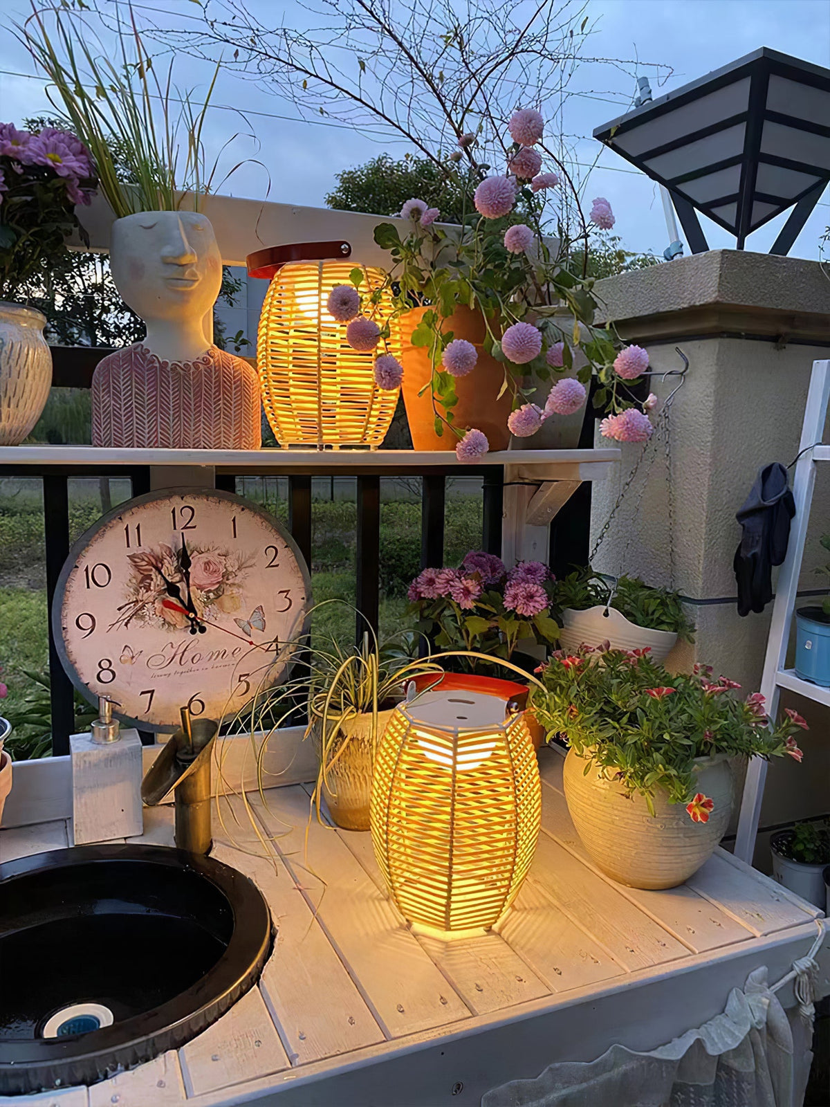 Tanit Rechargeable Table Lamp