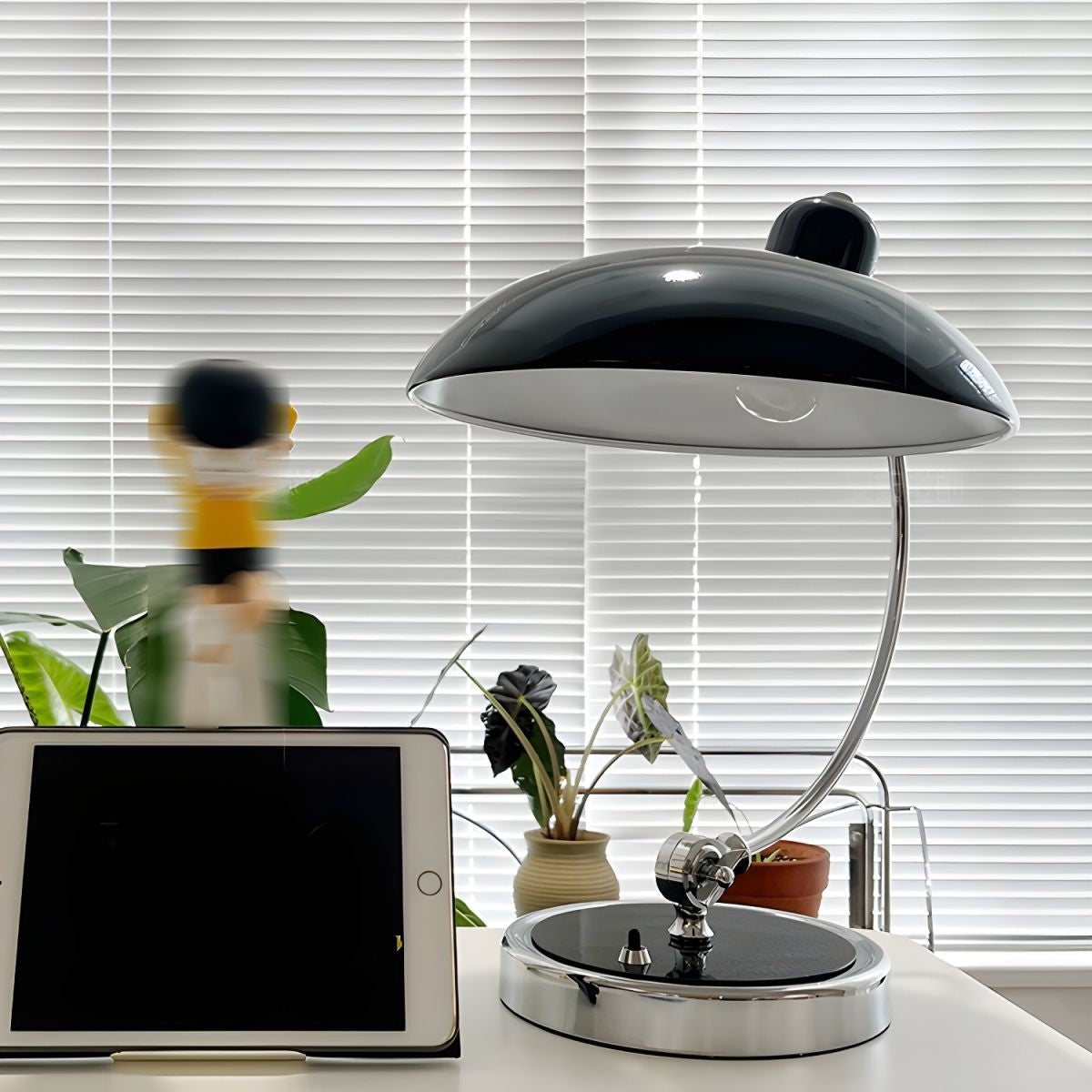 Kaiser idell Table lamp