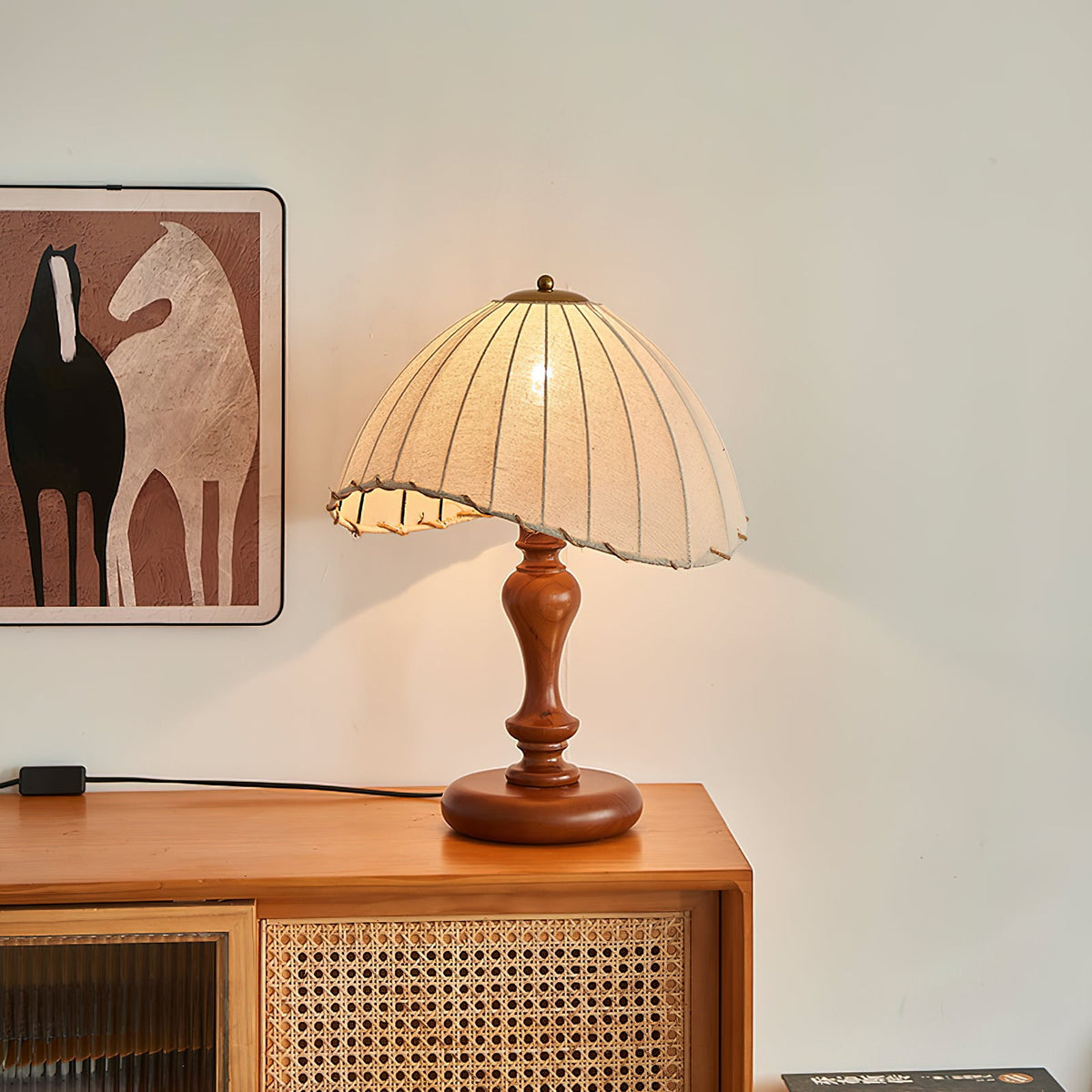 Sorerelle Table Lamp