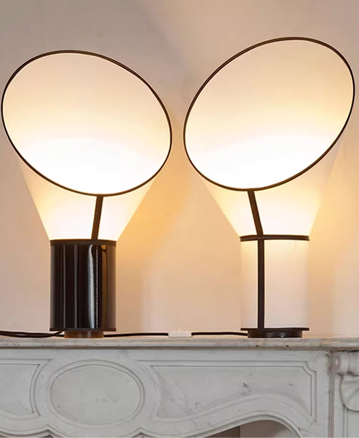 Artful Outline Table Lamp