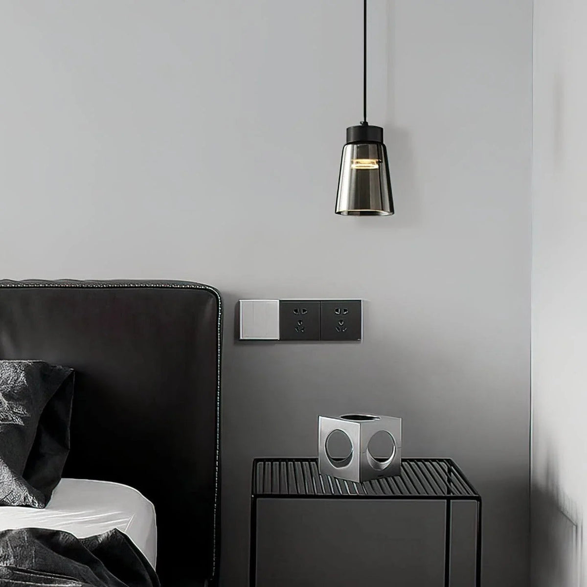 Modern Alabaster Millson Pendnat Light