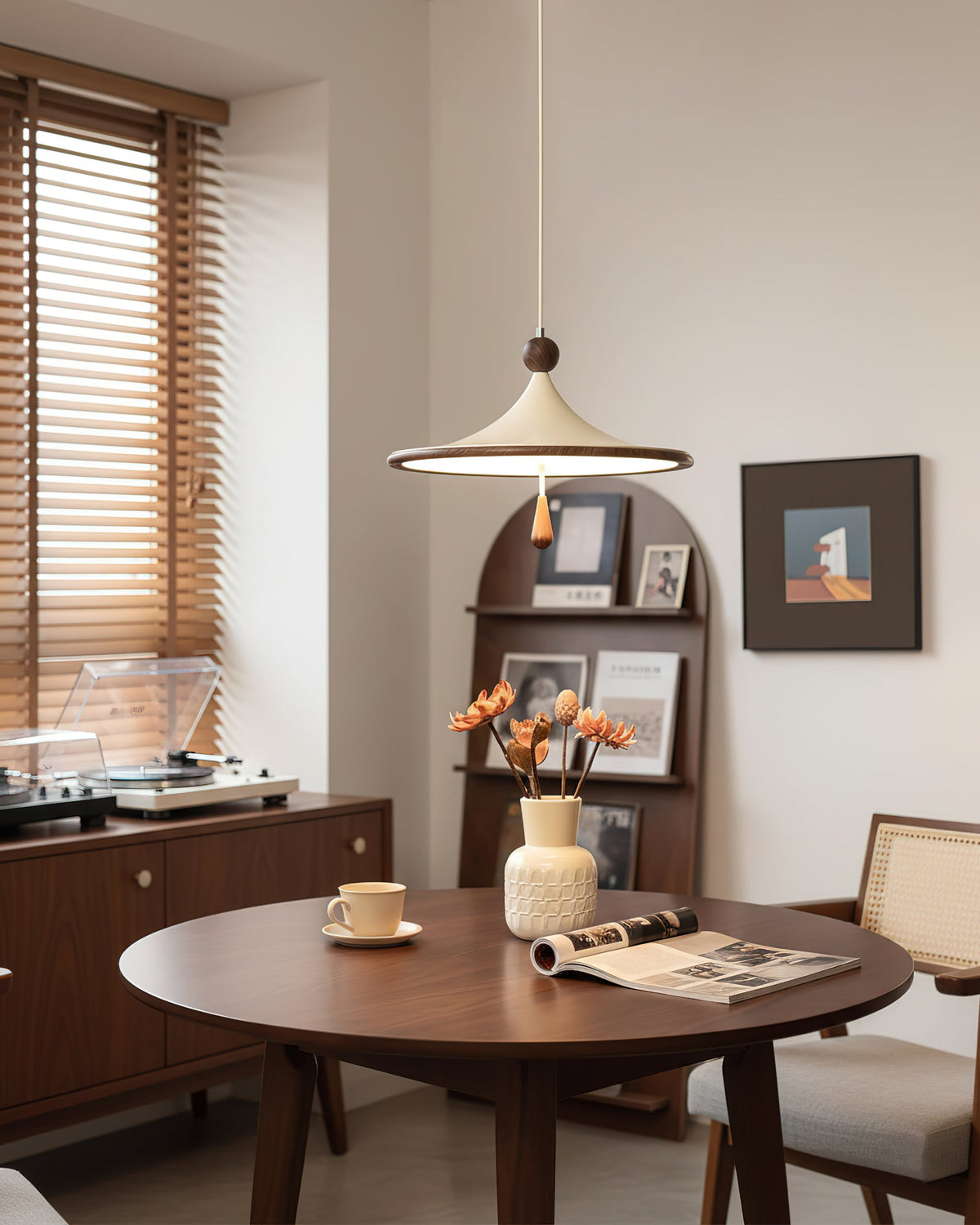 Avenenise Pendant Light