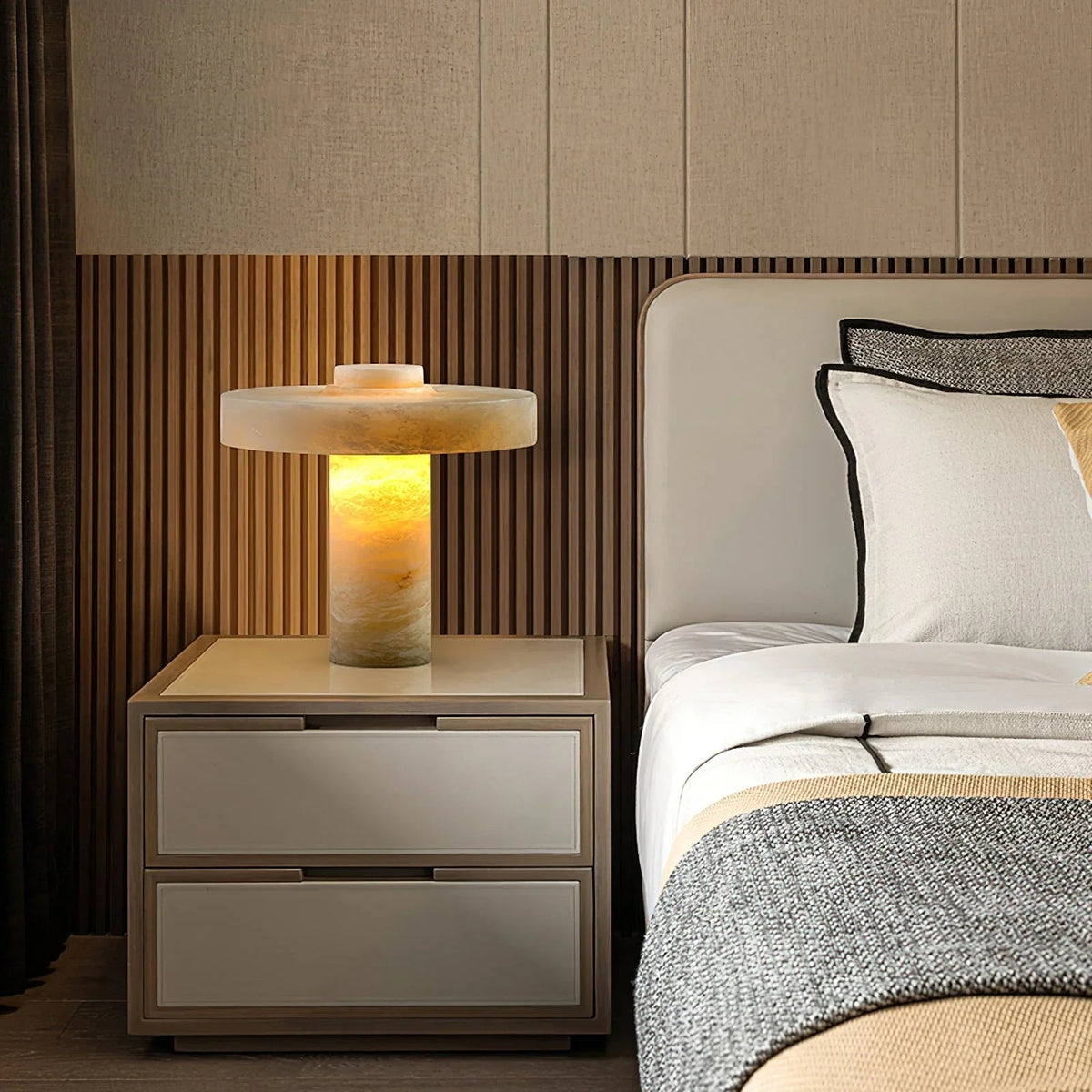 Alabaster Tramonto Table Lamp