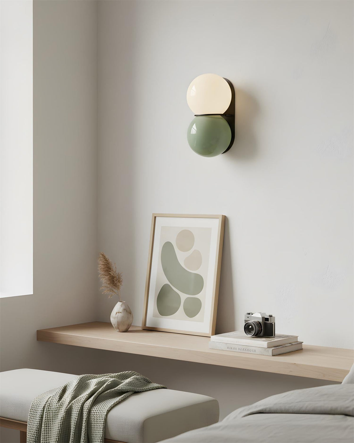 Veloira Wall Lamp