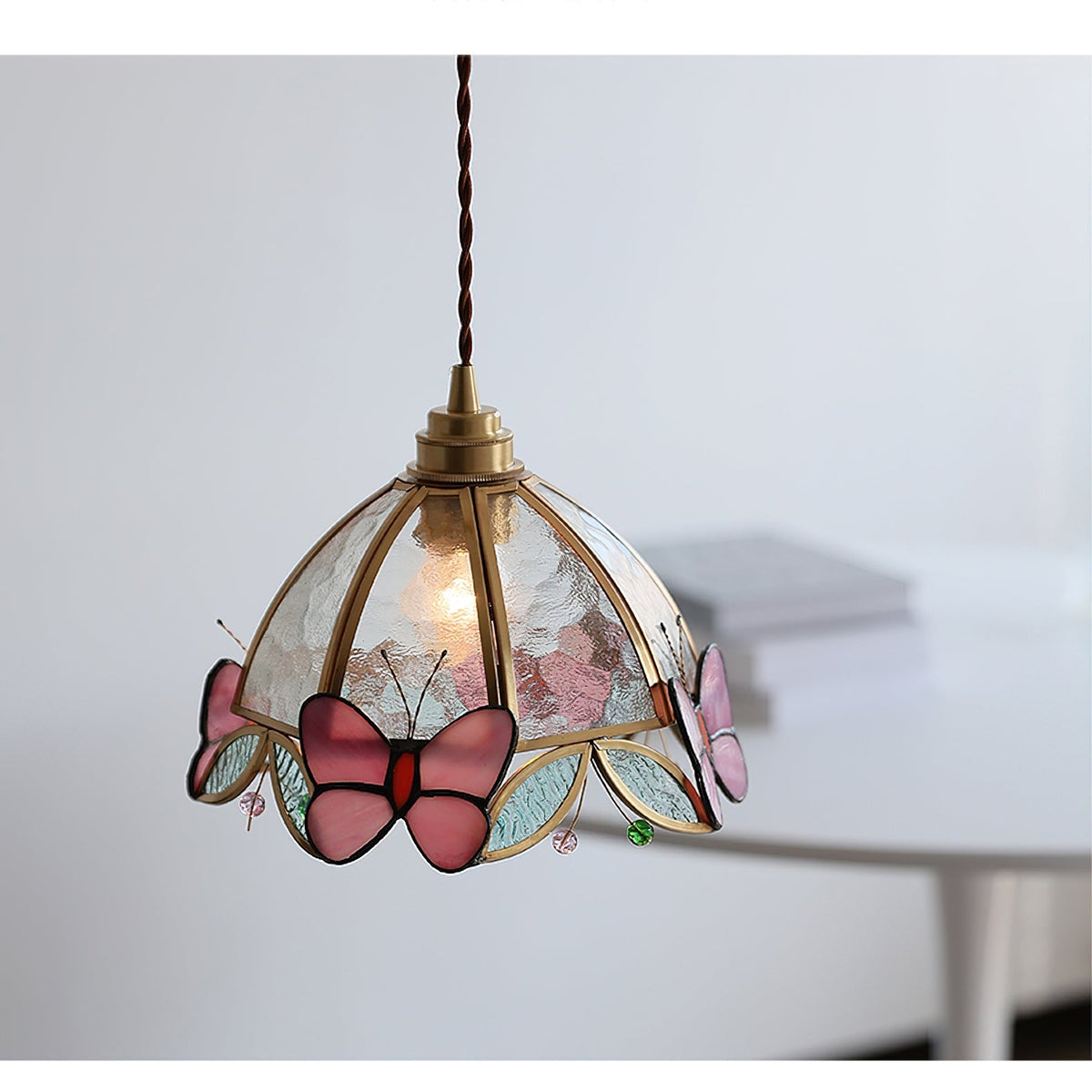 Papilora Pendant Light