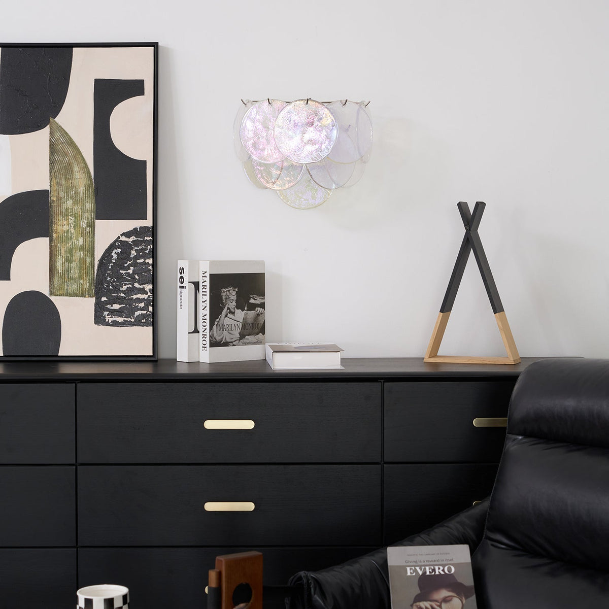 Calaiella Wall Lamp