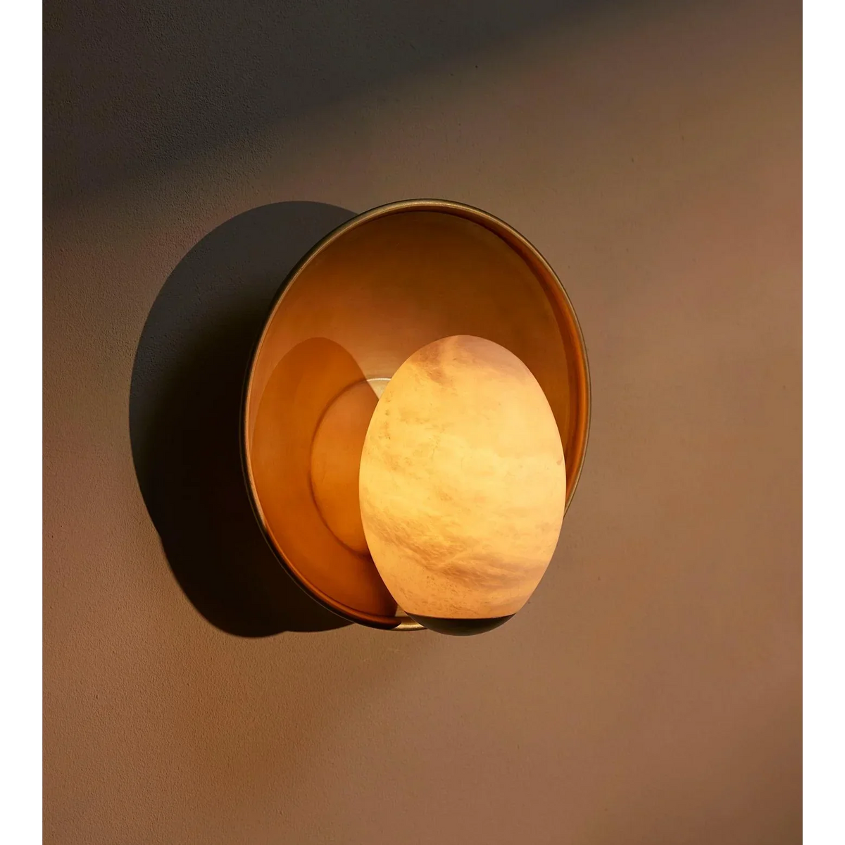 Egg Alabaster & Brass Wall Sconce | CLKA025