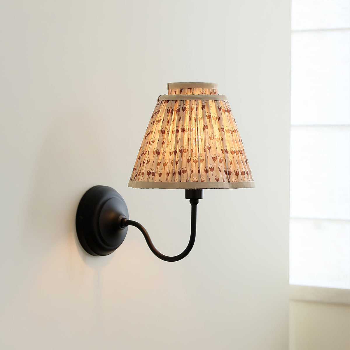 Ravion Swing Arm Wall Light