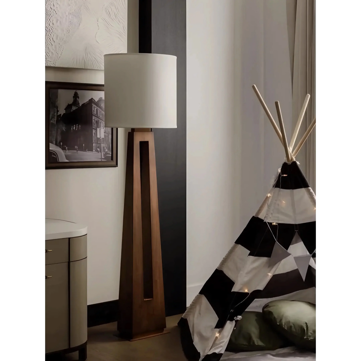 Walnut Split-Column Floor Lamp | CLSSK6002