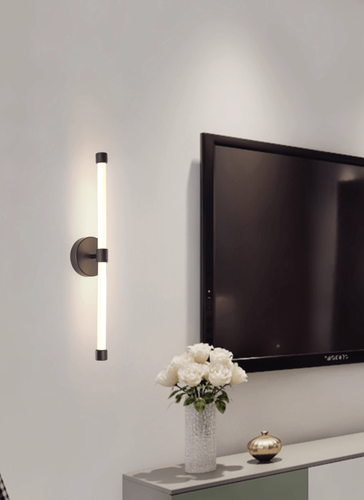 Brilline Vertical Sconce