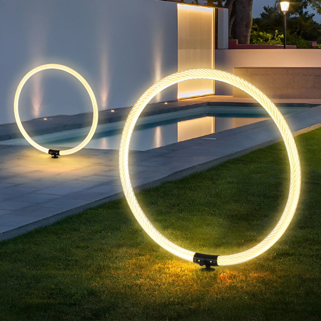 Cirerelle Sleek Ring Modern Landscape Outdoor Lawn Light