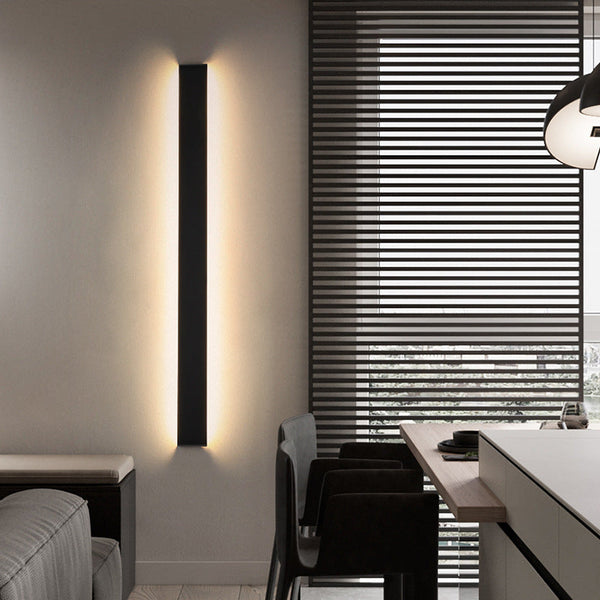 Arisha Minimalist Wall Lamp, Black/White