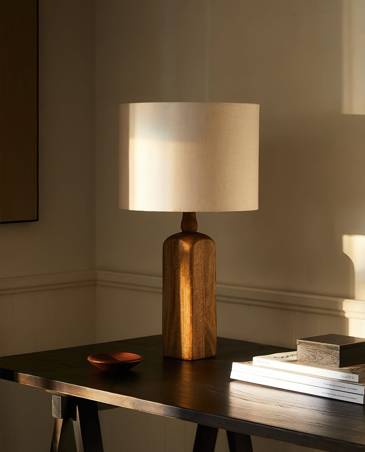 Ennirare Table Lamp