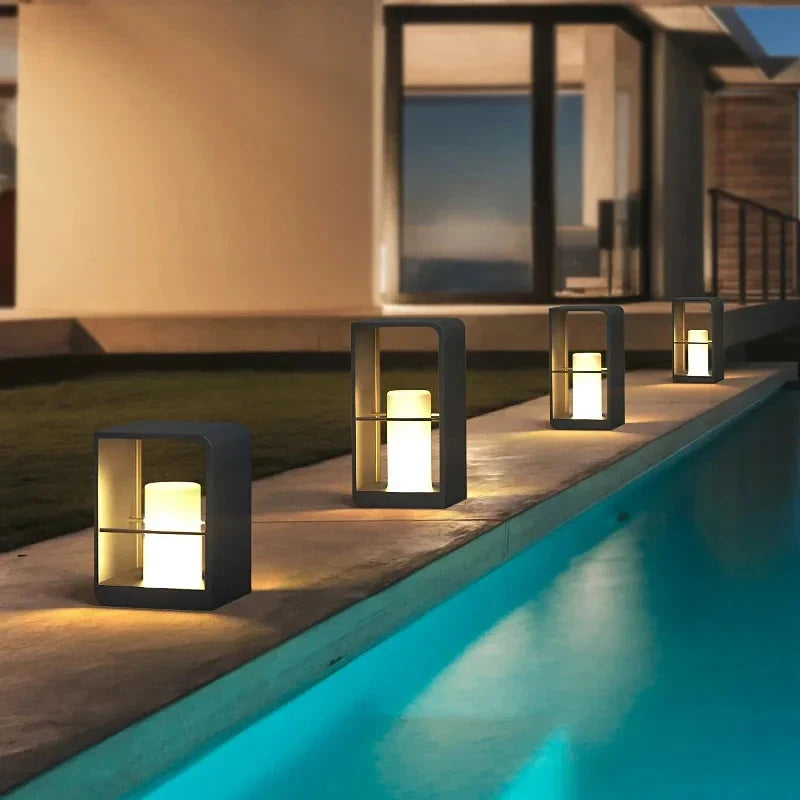 Alessa Portable Waterproof Lawn Solar LED Lamp