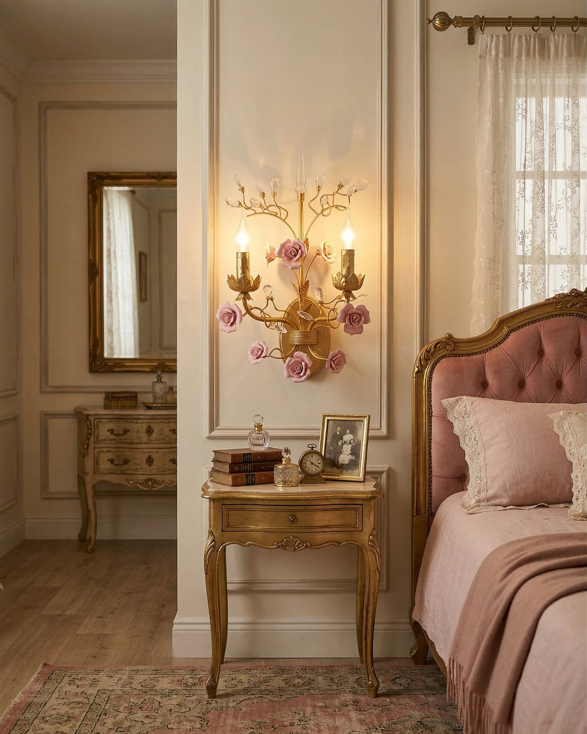 Miraeria Wall Lamp