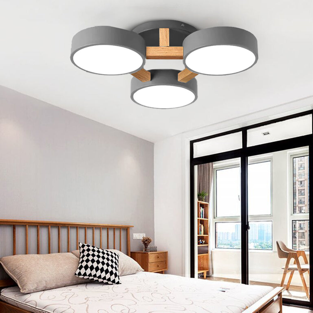 Modern Wooden Multi-Head Ceiling Light for Living Room