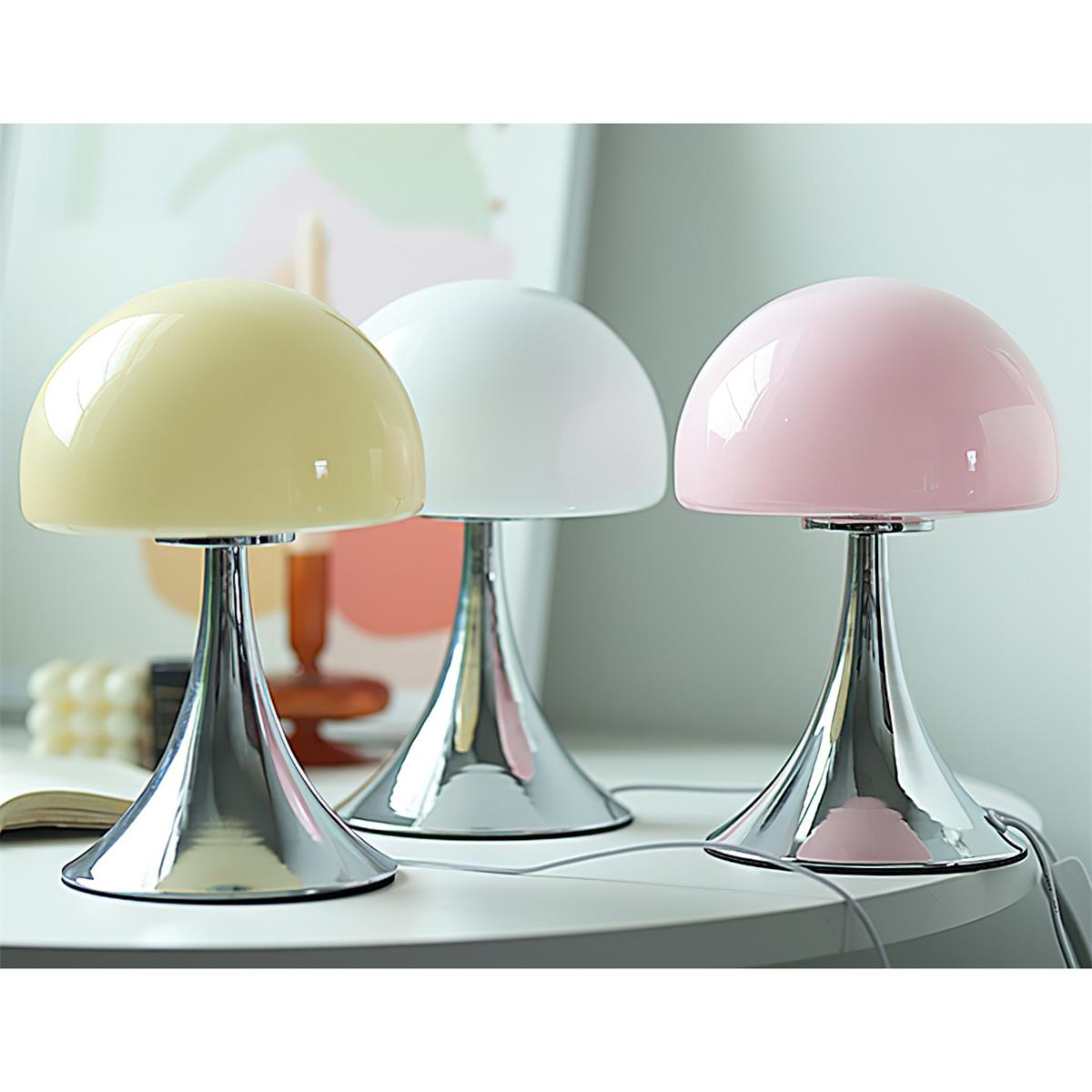 Viraalelle Table Lamp