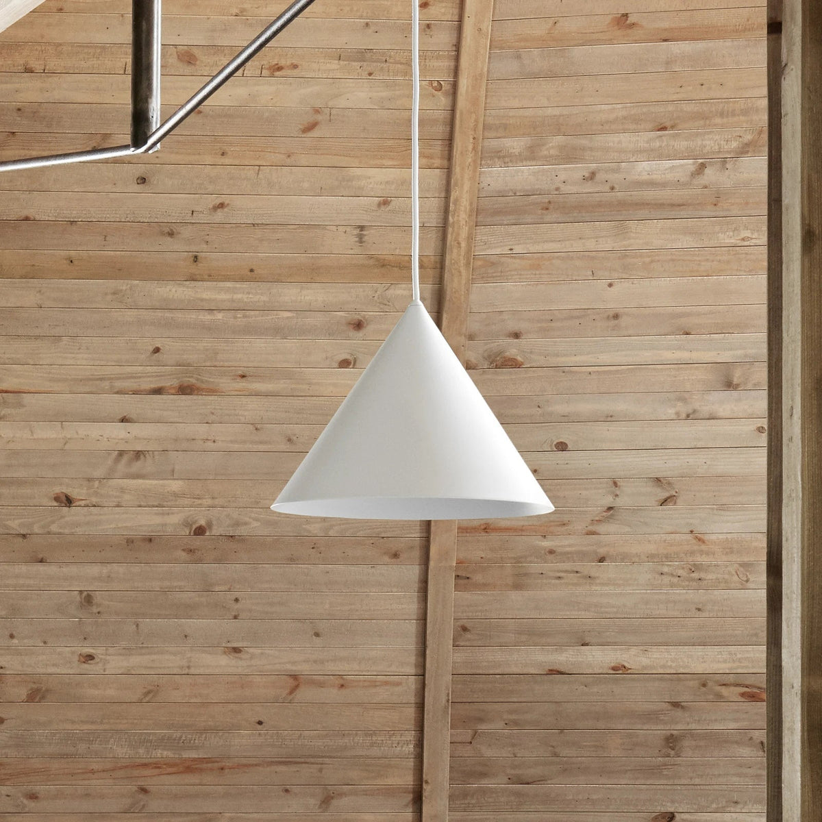 Caeluvyu Dark Pendant Lamp