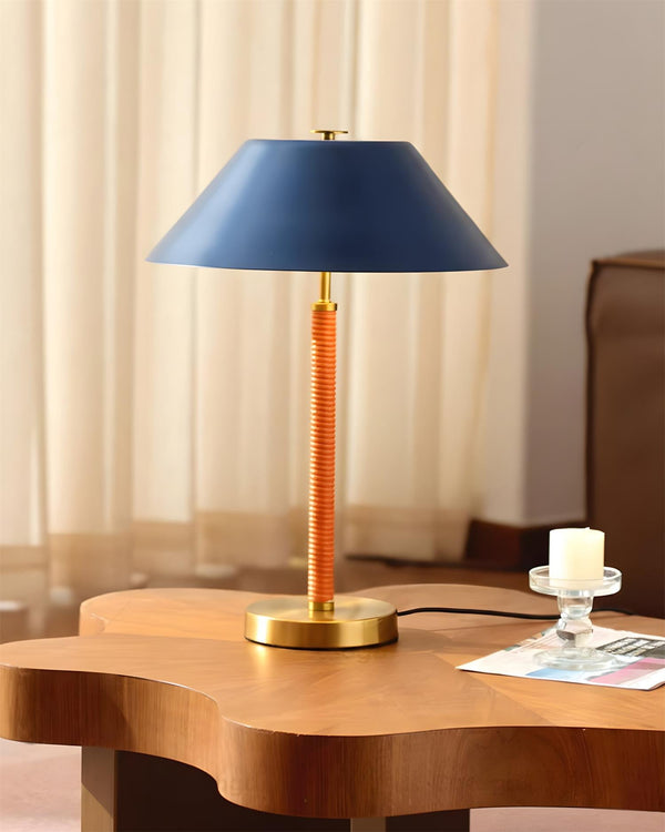 Seloella Volume Table Lamp