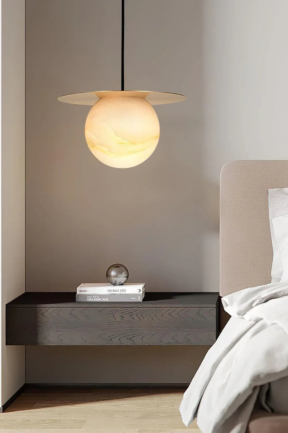 Alabaster Milan Wall Lamp