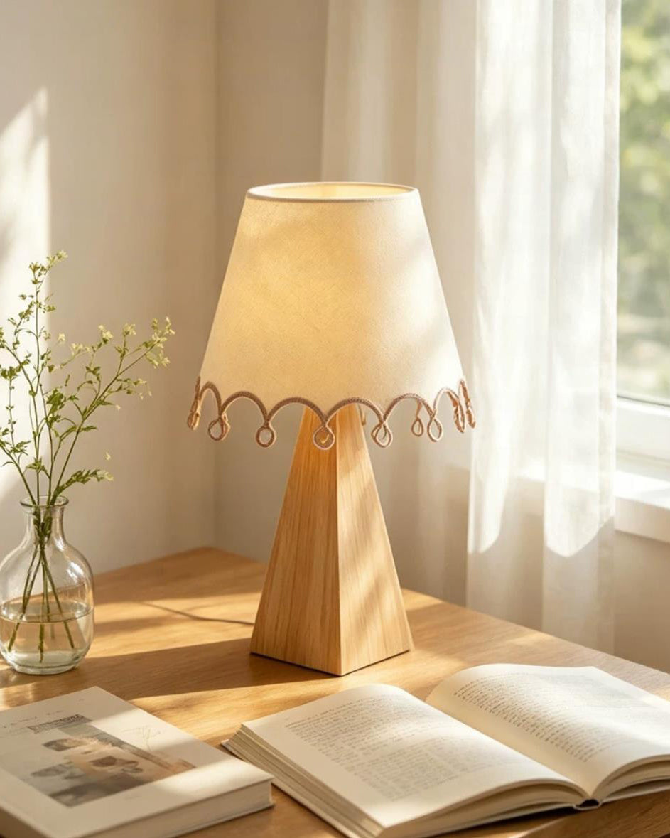 Liorereria Table Lamp