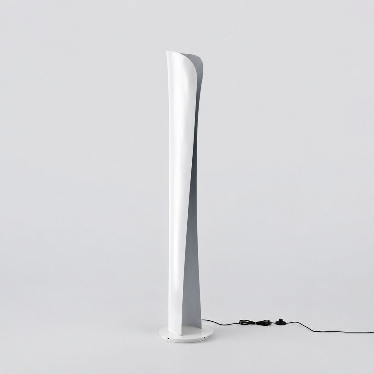 Cadmo Floor Lamp