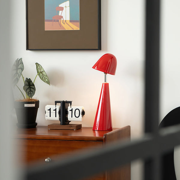 Elaarine Table Lamp