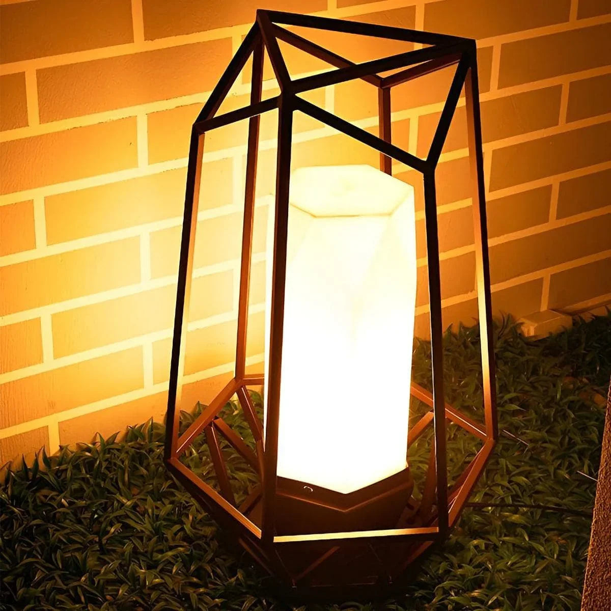 Creative Polygonal Outdoor Light